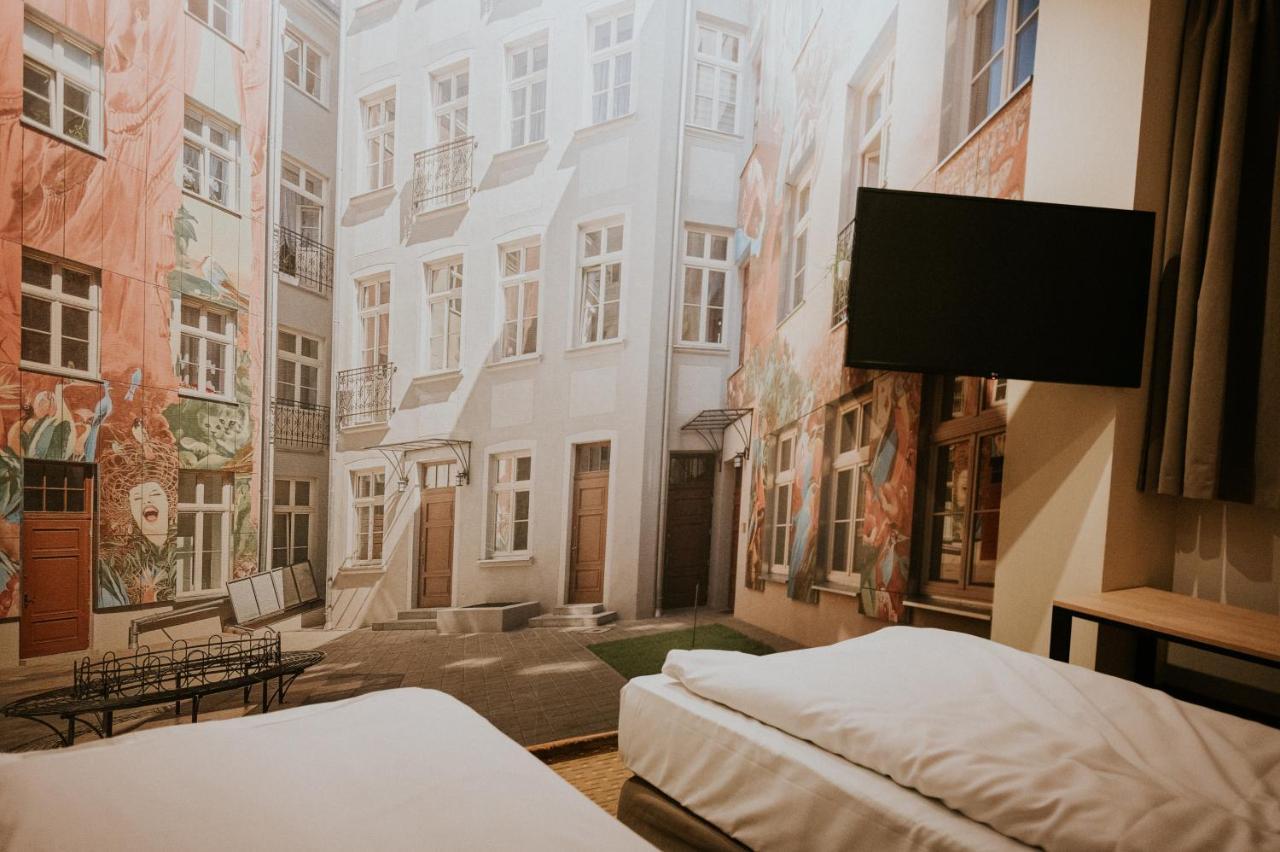 Iness Hotel Lodž Exteriér fotografie